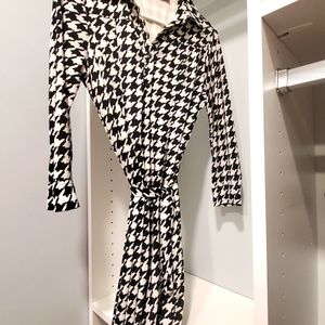 Limited XS herringbone shirt dress with tie